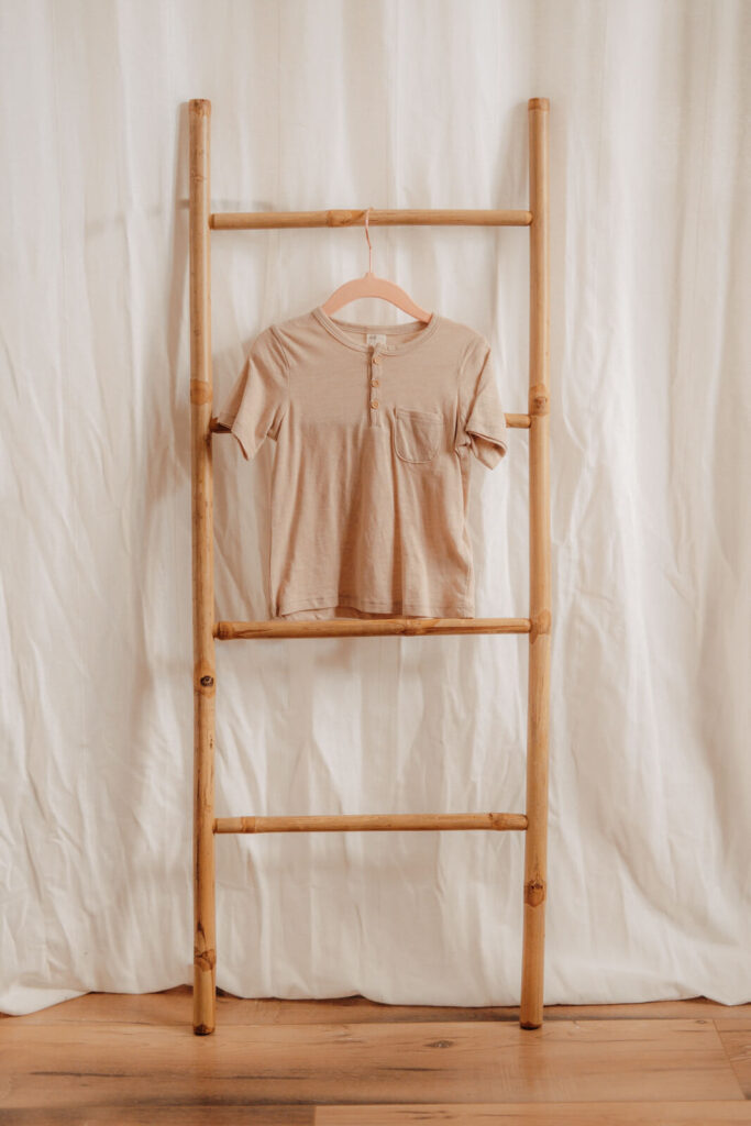 kundenkleiderschrank, oberteil shirt in beige fuer kinder